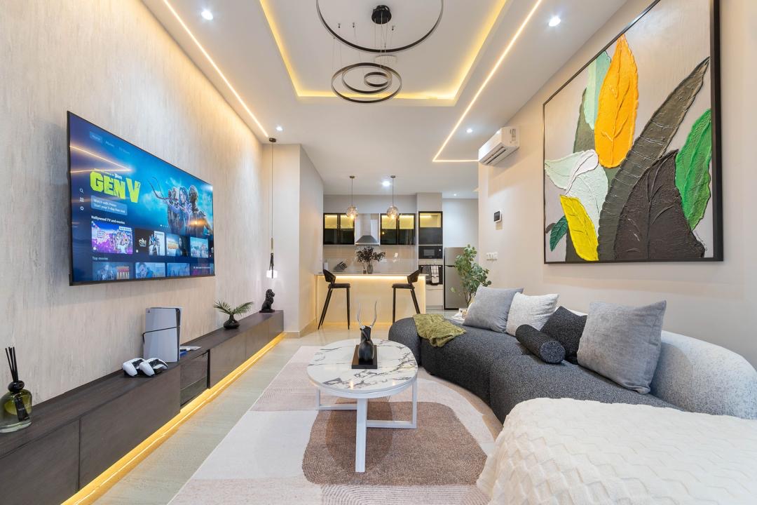 Exquisitely Designed 2 Bedroom Apartment