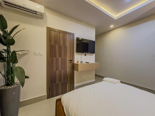 0d51aab4-c818-4803-acda-9bfa3bad8534