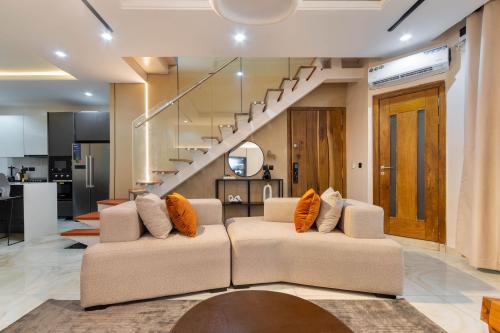 120034fa-2c91-42ec-a194-0590a2d1f9bf