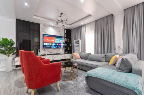 1241d9f84e6f-b4dc-4754-8714-d2b82ce5ead7