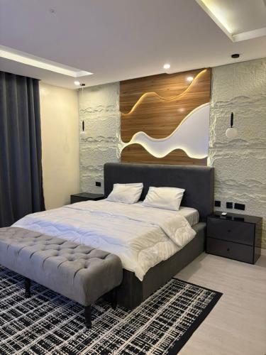 12c57922-7228-4e94-b3cf-17f32156d920