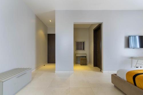 399e40ce-b269-420b-bf26-c90f31fcb10a