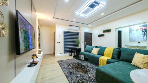 3ef5f8b7-f5a2-4a7d-ad11-01b38222e2bc