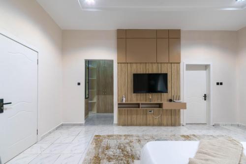 45f8465b-a753-4057-b7e2-3f3cf97e8366