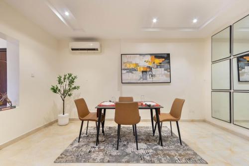 4b33ebb2-1edc-4c5c-8283-8c64da73ed53