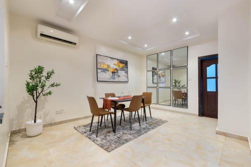 5c284f27-ab0c-461a-8feb-54fcd374da84