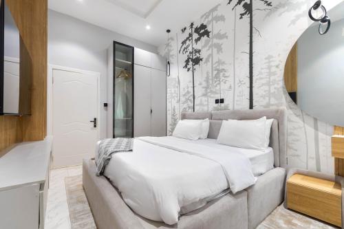 601127a9-5f4b-45c0-b731-f04a679e3a11