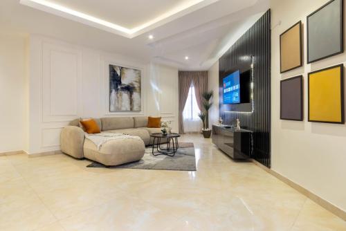 62367edb-bc87-4fc7-9313-09d4e5ee6408