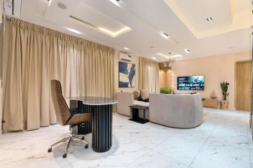 65be42cd-5bc5-4e33-b73d-f608fb0084f1