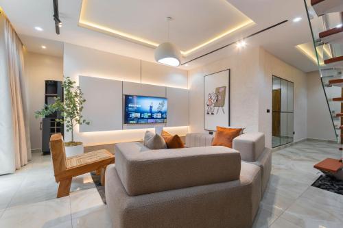 76a66a81-de9b-48b8-b562-d7a1a0462340