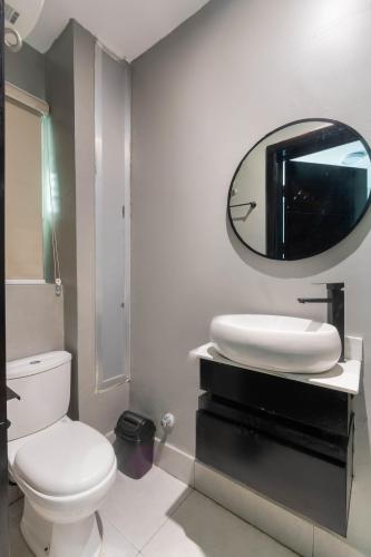 885ef4e3-29ed-49f9-b9a9-1919a50e4a1f