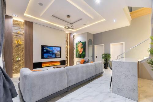 8aa00a16-1e3b-4109-b9bd-1c5ef4a05701