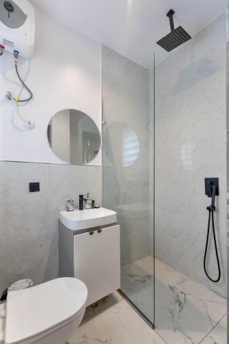 8ff47a93-f930-4266-8eec-cd43f1a7f8bc