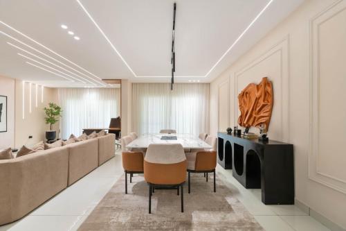 91b87828-1bc4-4ba1-9bc9-f0626c79c73f