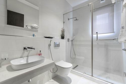 a1d6ea43-daef-4483-94dd-861f433ef173