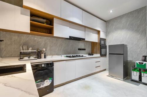 aed82a2b-af12-495f-a457-88e4fa104239