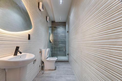 b032b3e0-3c8b-4c88-9f97-9319e5bc29ce