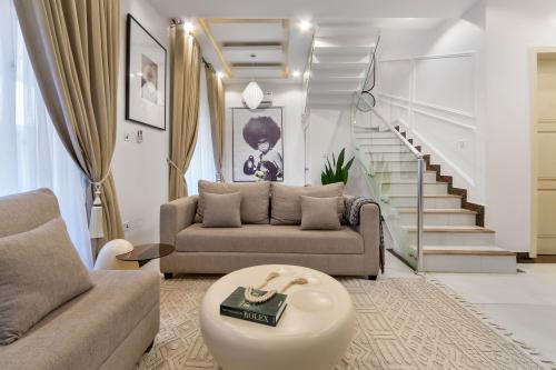 b31bd410-b030-4eb2-8ae8-ac54c003560f