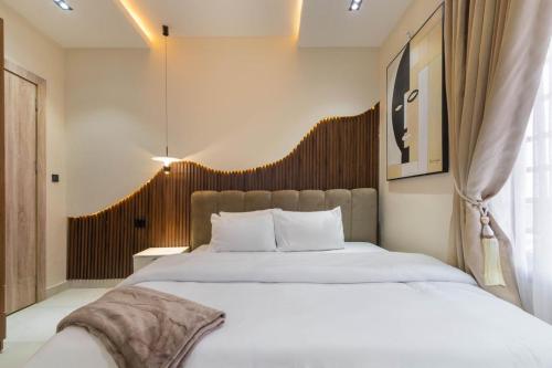 b9543d91-e4cf-40e4-98ac-323eb49d1b5a