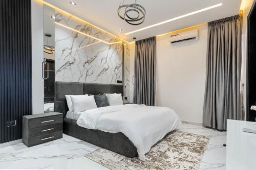 ce6733c3-4e2d-4f8d-a938-19b28dfeb87d