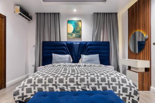 d0a1f7e6-f1b7-4699-8d52-1f4607471aba