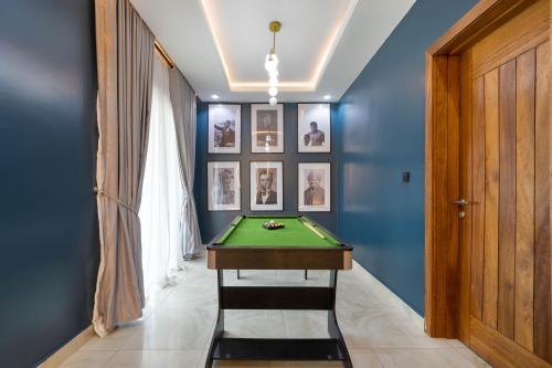 d2d2968d-88ba-4fd4-96bb-e43a9124e69f