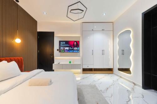 dd020e4a-f2a9-4fa1-a061-f268e4c47405