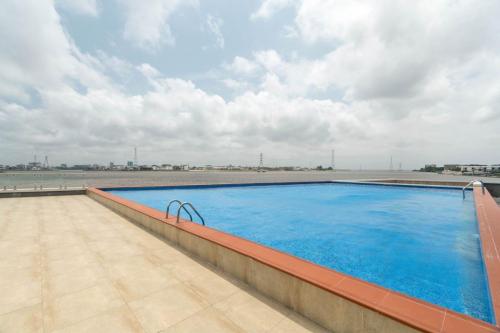 e2ad4056-43c3-4cc1-94bb-f9f1c56a1585