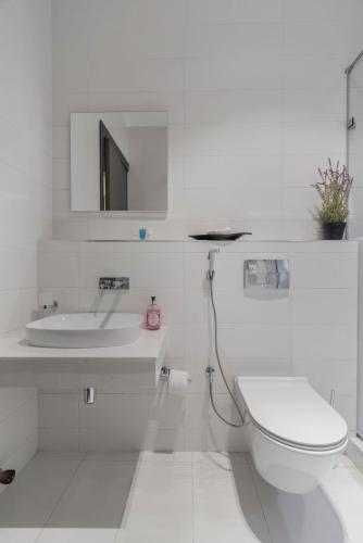 e526402d-6b3e-4909-bccd-f19e63c78d57