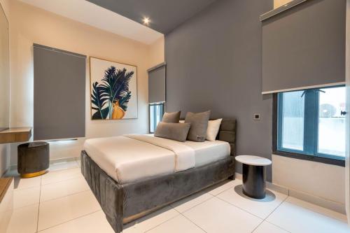 f026f121-ed01-4a28-b8fe-36b9dec75120