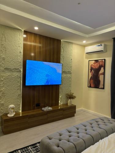 f44e5f11-377c-450b-88eb-8aa1138b92f6